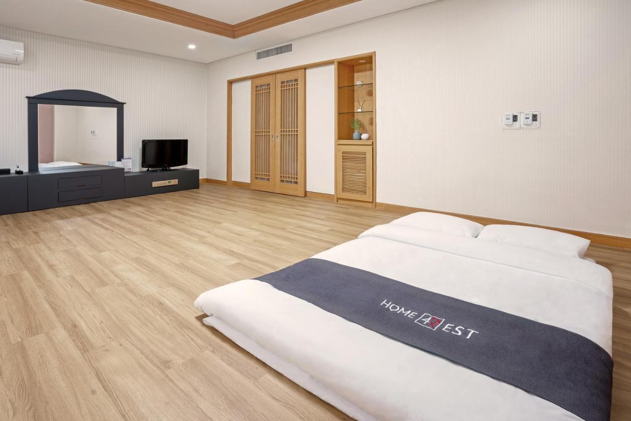 Hotel Homefourest Geoje Chambre photo